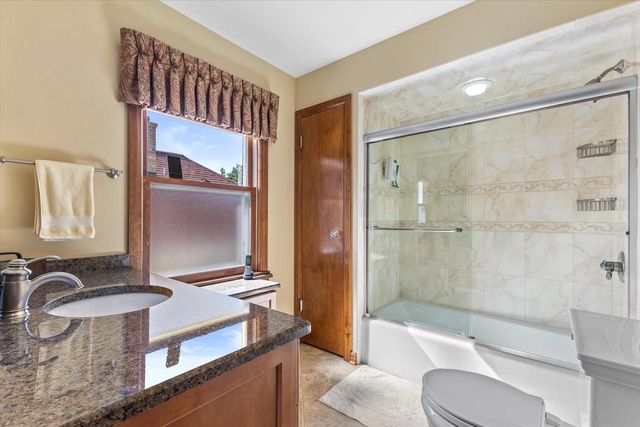 2829 S 46th STREET, Milwaukee, WI 53219