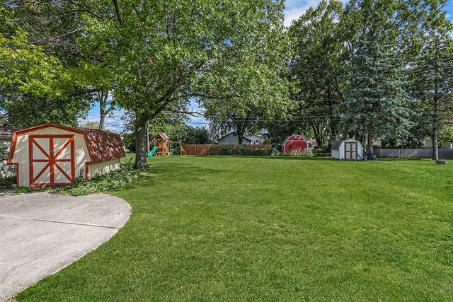 17223 69th Avenue, Tinley Park, IL 60477