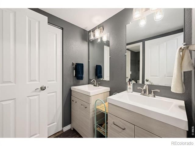 405 Raymond Court, Lyons, CO 80540