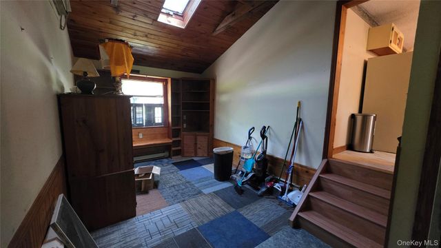 16 Elizabeth Drive, Tivoli, NY 12583