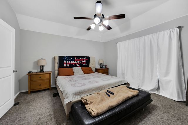 1200 Fairbanks Drive, Ennis, TX 75119