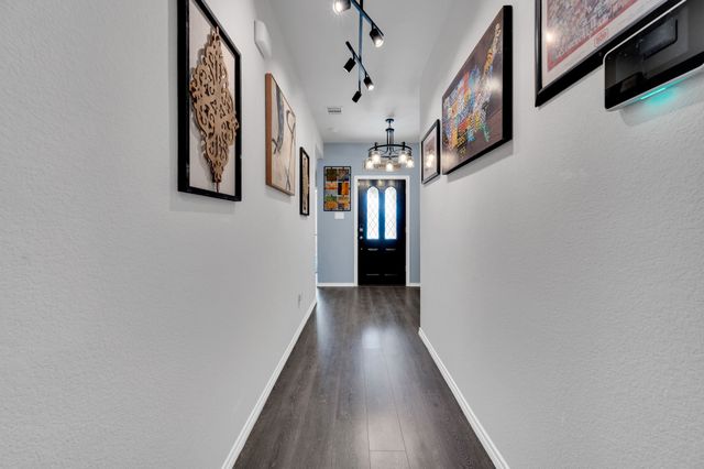 1200 Fairbanks Drive, Ennis, TX 75119