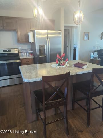 310 Oak Hill Ct, Bardstown, KY 40004