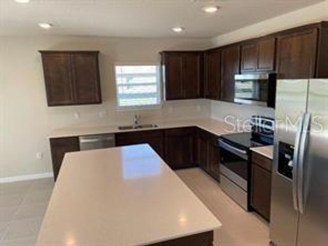 5664 KEATON SPRINGS DRIVE, Lakeland, FL 33811