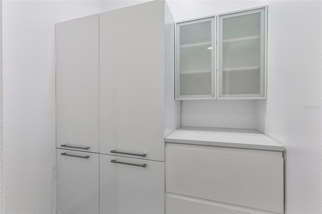 19270 FALLGLO DRIVE, Orlando, FL 32827