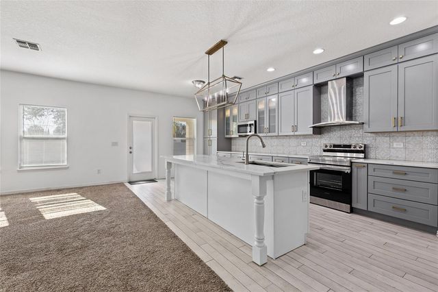 19270 FALLGLO DRIVE, Orlando, FL 32827