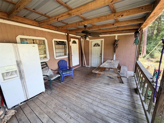 204 Kangaroo, Onalaska, TX 77360