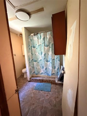 204 Kangaroo, Onalaska, TX 77360