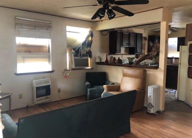 204 Kangaroo, Onalaska, TX 77360