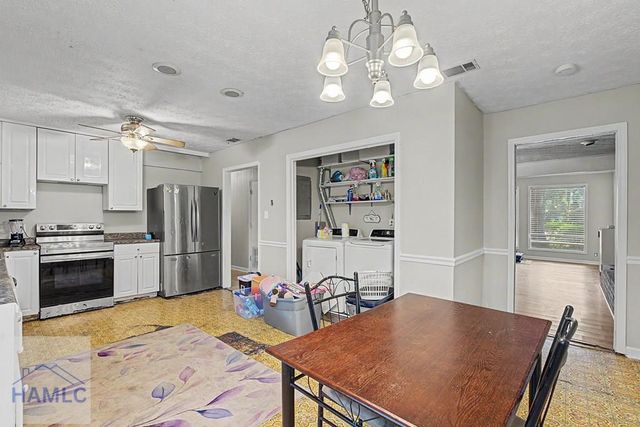 295 Kelly Davis Road, Richmond Hill, GA 31324