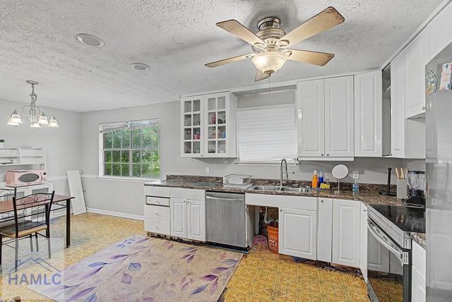 295 Kelly Davis Road, Richmond Hill, GA 31324