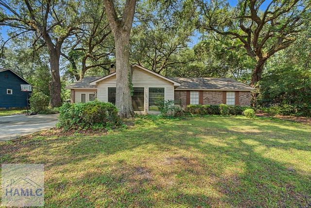 295 Kelly Davis Road, Richmond Hill, GA 31324