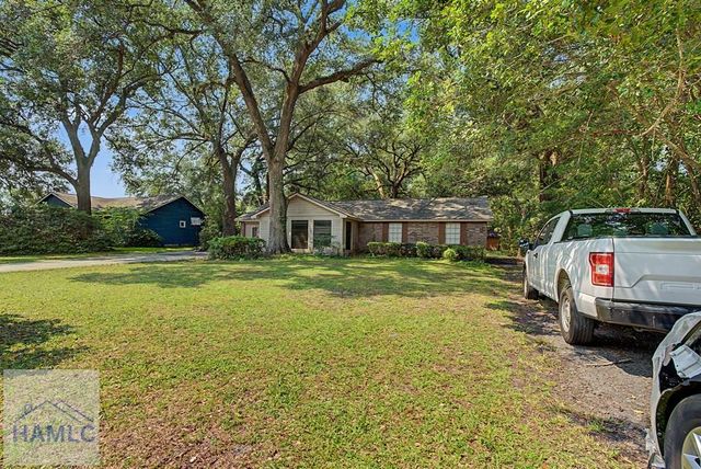 295 Kelly Davis Road, Richmond Hill, GA 31324