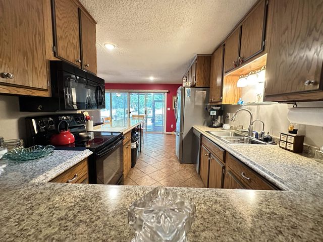 67 Powhatan Drive, Cherokee Village, AR 72529