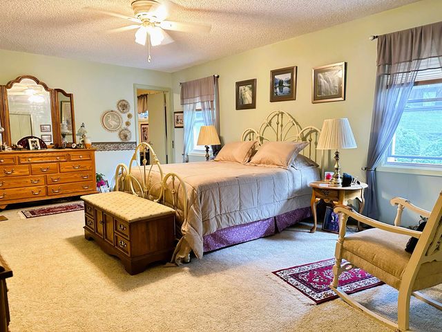 67 Powhatan Drive, Cherokee Village, AR 72529