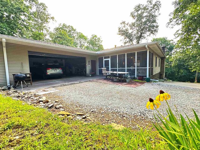 67 Powhatan Drive, Cherokee Village, AR 72529