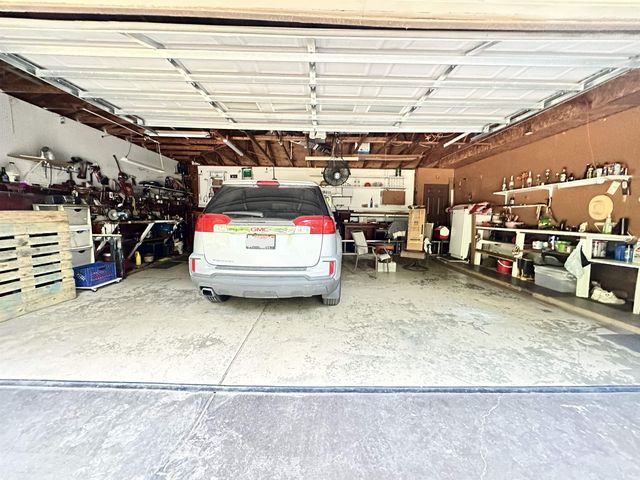 67 Powhatan Drive, Cherokee Village, AR 72529