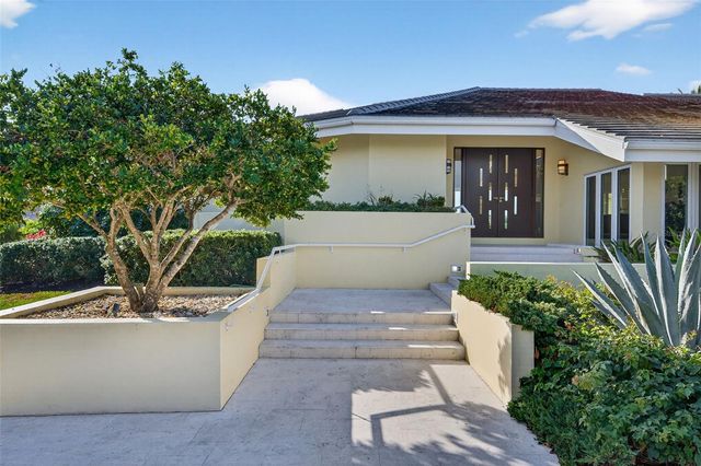 1571 HARBOR CAY LANE, Longboat Key, FL 34228