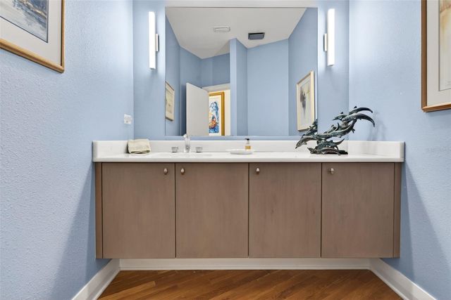 1571 HARBOR CAY LANE, Longboat Key, FL 34228