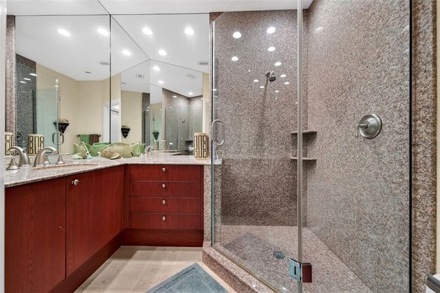 1571 HARBOR CAY LANE, Longboat Key, FL 34228