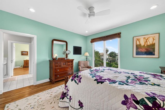 1571 HARBOR CAY LANE, Longboat Key, FL 34228