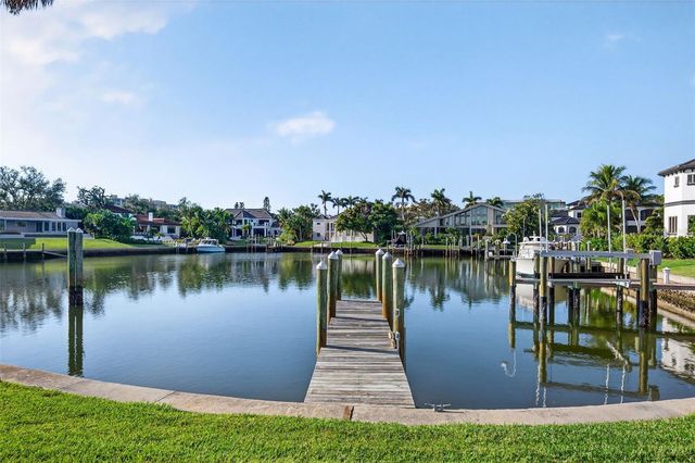 1571 HARBOR CAY LANE, Longboat Key, FL 34228