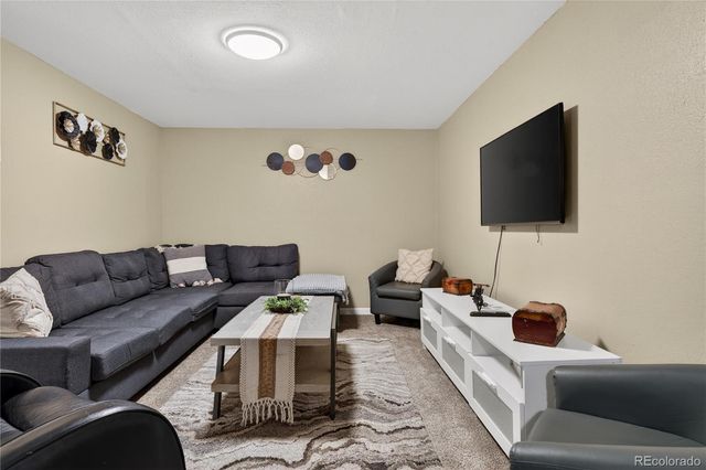 1455 S Bahama Street, Aurora, CO 80017