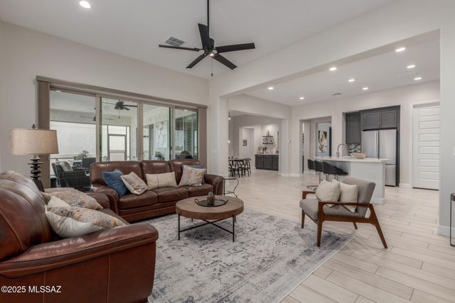 1936 N Star Vw Lane, Green Valley, AZ 85614