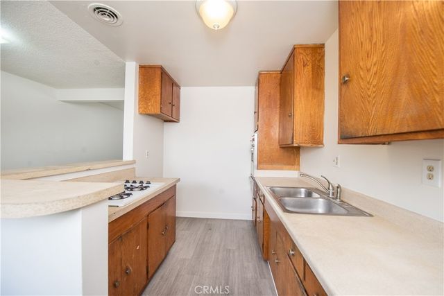 12891 Shackelford 10, Garden Grove, CA 92841