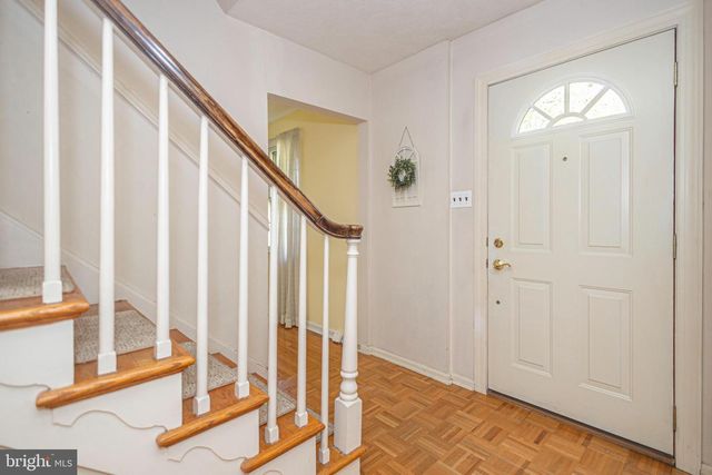 2316 SHIPLEY RD, Wilmington, DE 19803