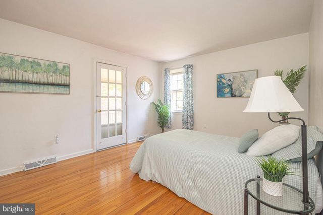 2316 SHIPLEY RD, Wilmington, DE 19803