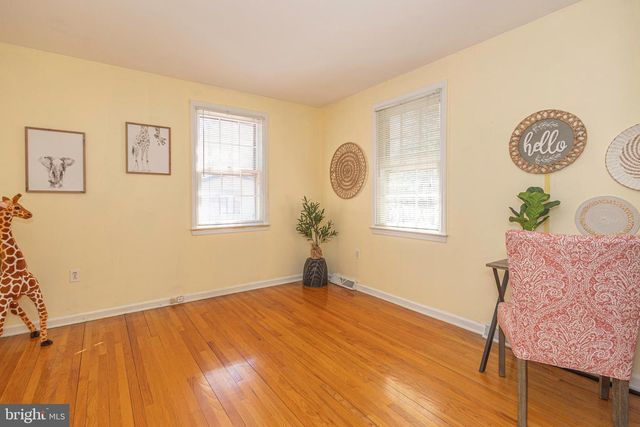 2316 SHIPLEY RD, Wilmington, DE 19803