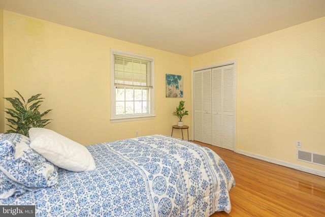 2316 SHIPLEY RD, Wilmington, DE 19803