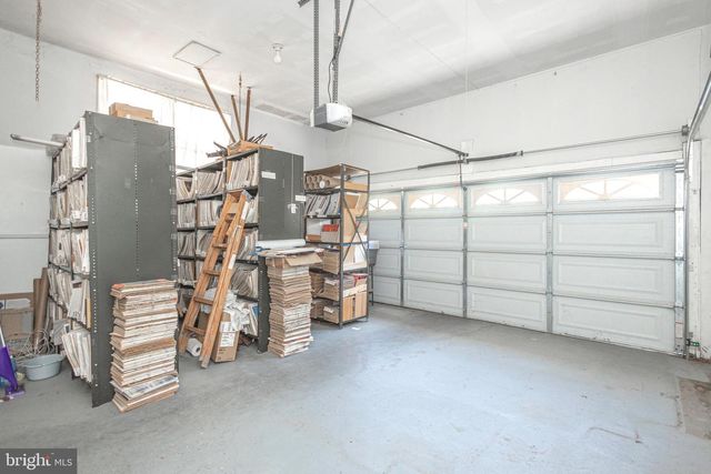 2316 SHIPLEY RD, Wilmington, DE 19803