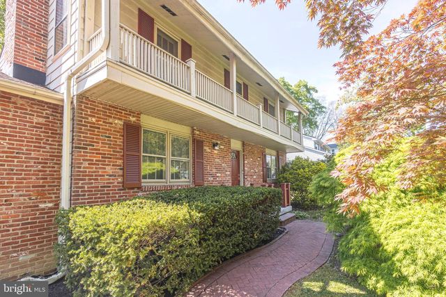 2316 SHIPLEY RD, Wilmington, DE 19803