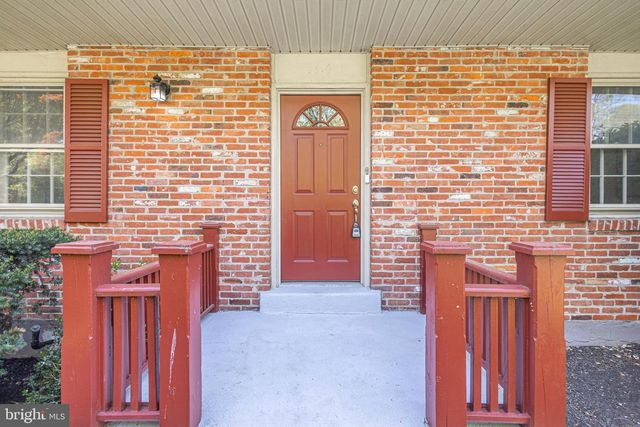 2316 SHIPLEY RD, Wilmington, DE 19803