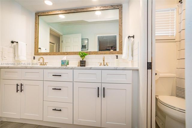 9341 Green Meadows Way 2, Palm Beach Gardens, FL 33418