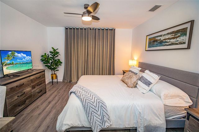 9341 Green Meadows Way 2, Palm Beach Gardens, FL 33418