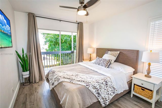 9341 Green Meadows Way 2, Palm Beach Gardens, FL 33418