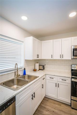 9341 Green Meadows Way 2, Palm Beach Gardens, FL 33418