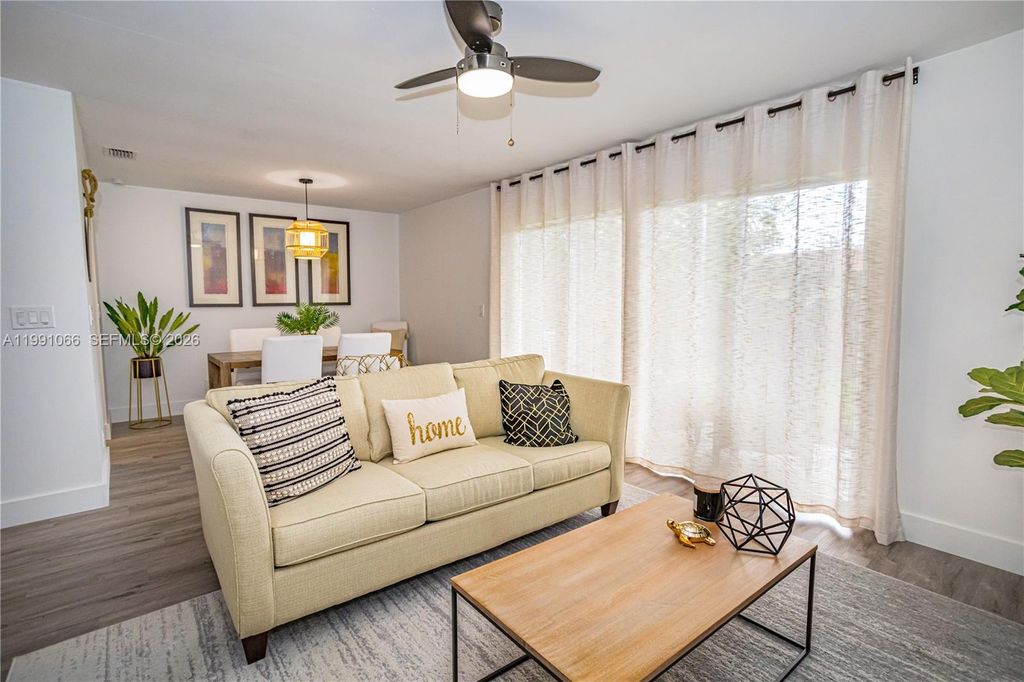 9341 Green Meadows Way 2, Palm Beach Gardens, FL 33418