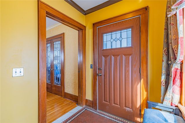 79 Maplehurst Road, Irondequoit, NY 14617