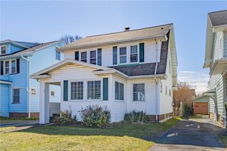 79 Maplehurst Road, Irondequoit, NY 14617