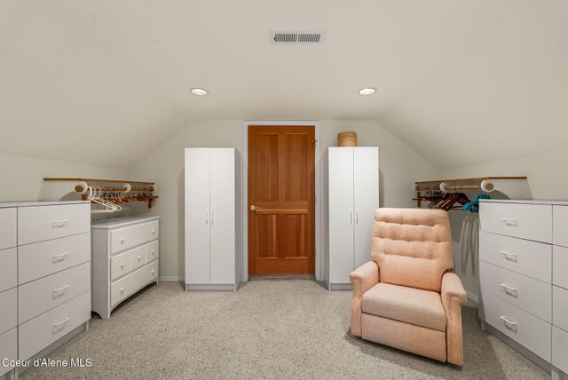 516 Kiebert LOOP, Hope, ID 83836