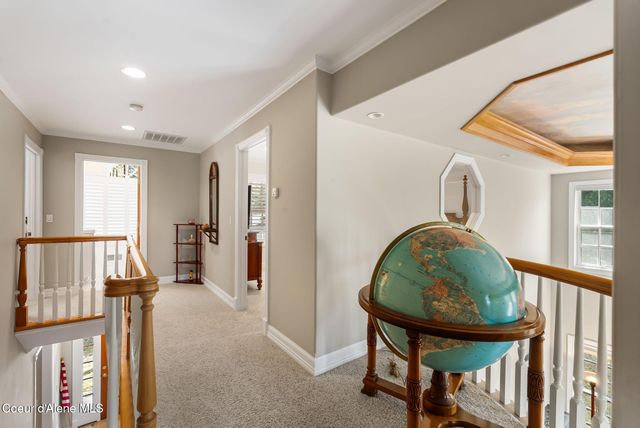 516 Kiebert LOOP, Hope, ID 83836