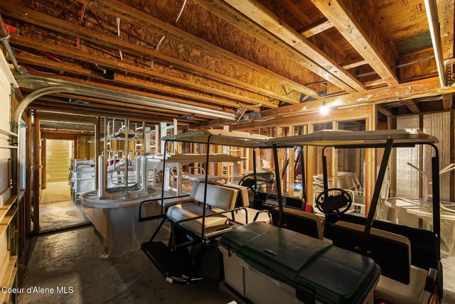 516 Kiebert LOOP, Hope, ID 83836