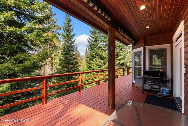 516 Kiebert LOOP, Hope, ID 83836