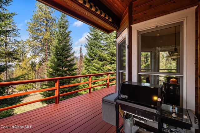 516 Kiebert LOOP, Hope, ID 83836