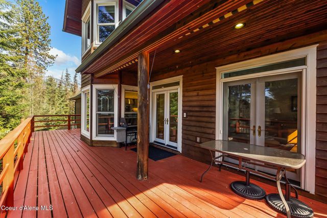 516 Kiebert LOOP, Hope, ID 83836