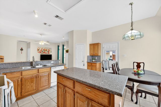 2205 Davin Drive, Carrollton, TX 75006